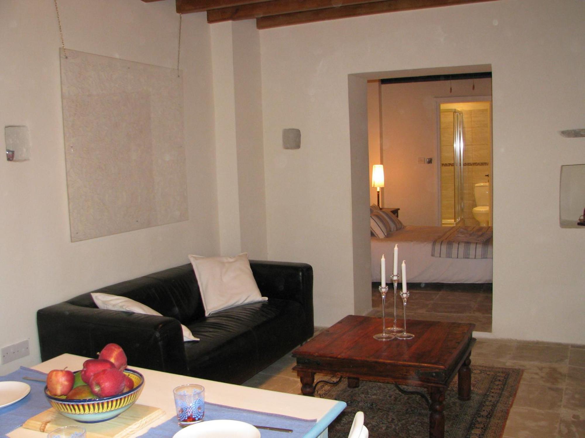 Dolphin Guest House And Studios Tochni Room photo
